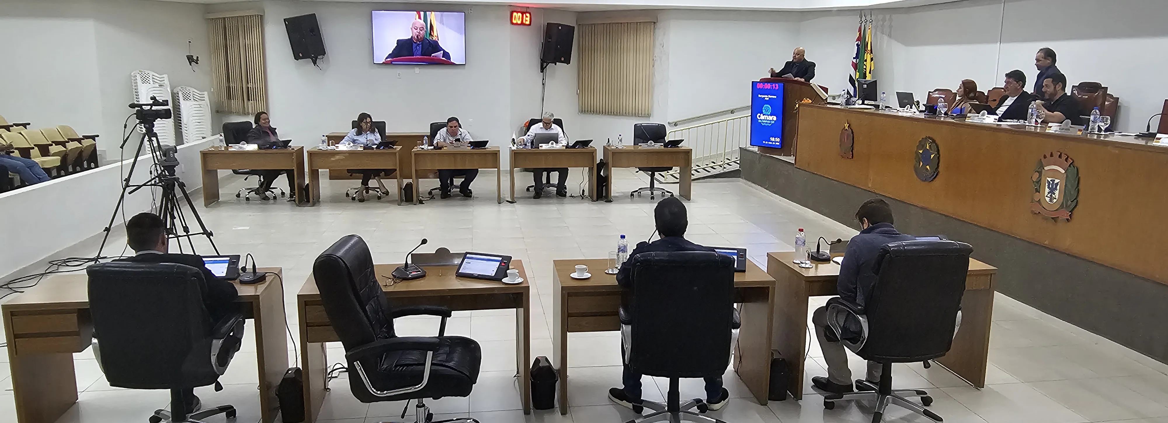 Sabesp, regularização fundiária e turismo movimentam sessão da Câmara, segunda (25)