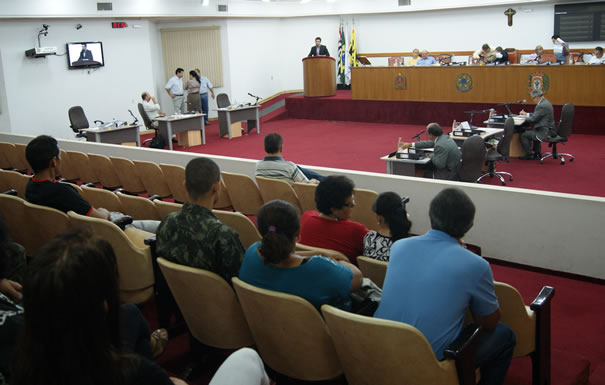 Aprovados 4 projetos de decreto do vereador Zé das Pedras