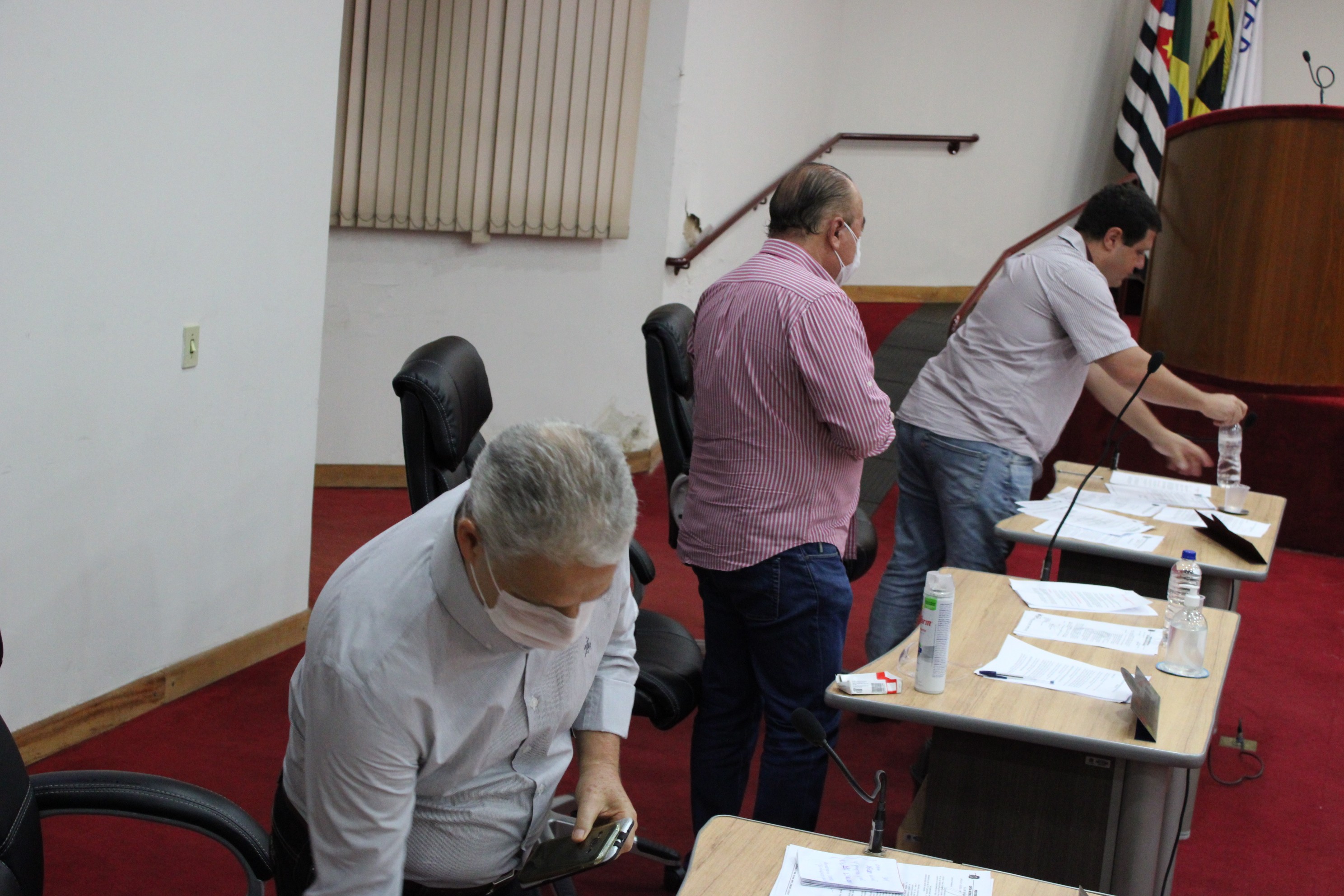 Vereadores realizam a 107ª sessão com a aprovação de 3 projetos