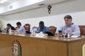 Câmara vota projetos sobre turismo, mobilidade e desapropriação nesta segunda-feira (1º)