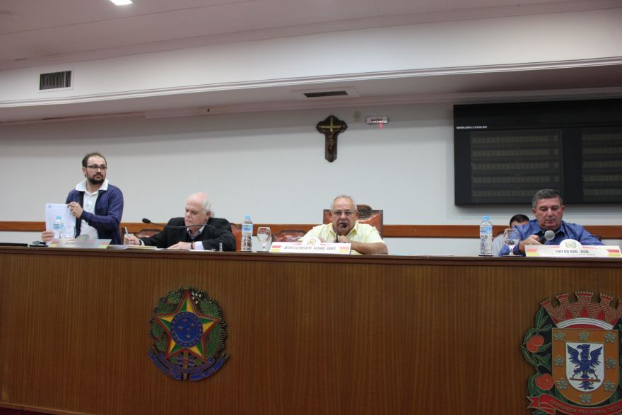 CÂMARA APROVA 3 PROJETOS DO EXECUTIVO NA 81º SESSÃO