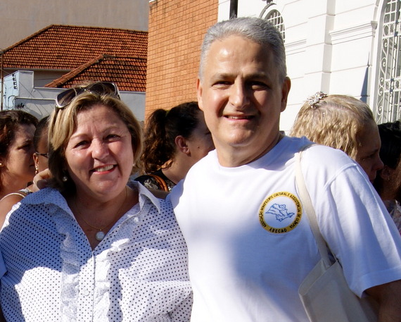 Vereadores Luiz Salata e Cristina Reale participam do desfile de 7 de setembro