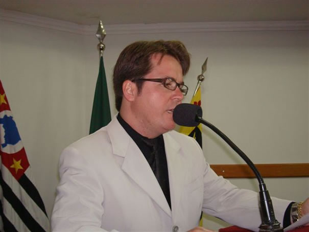 Beto Puttini reassume nesta quarta, 4 de abril, sua cadeira na Casa de Leis