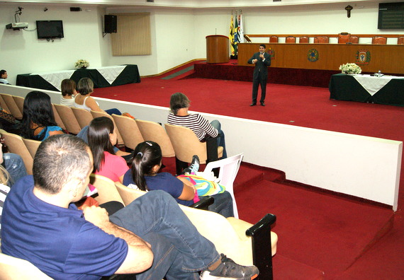Público prestigia “Semana Jurídica” realizada na Câmara Municipal