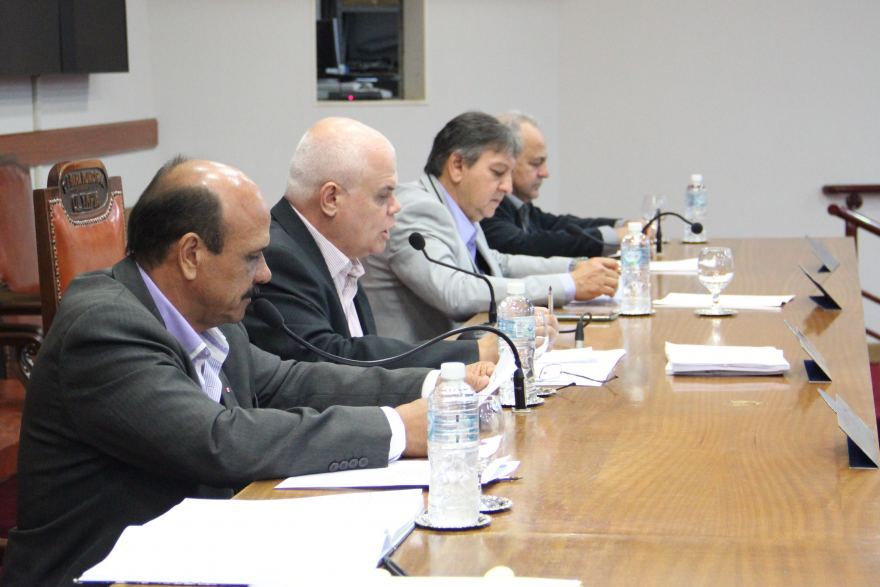 Câmara tem projetos contra incentivos a empresas envolvidas em corrupção e sobre regulamentação da distribuição de panfletos