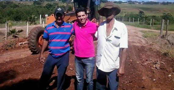 Vereador Marco Santos, visita Zona Rural e atende moradores da localidade