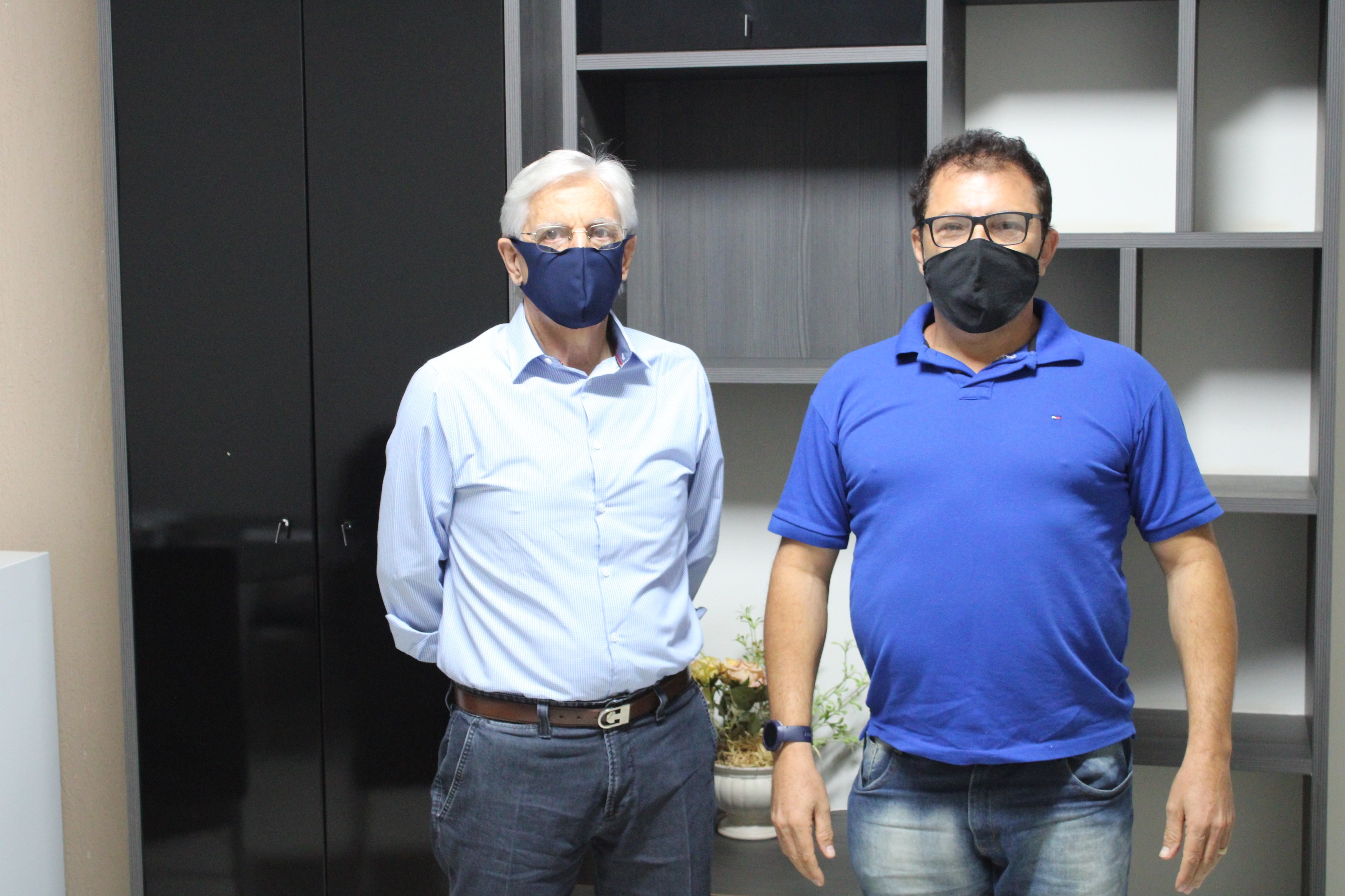 Diretor substituto da Faculdade de Olímpia visita a Câmara em busca de parcerias com o legislativo