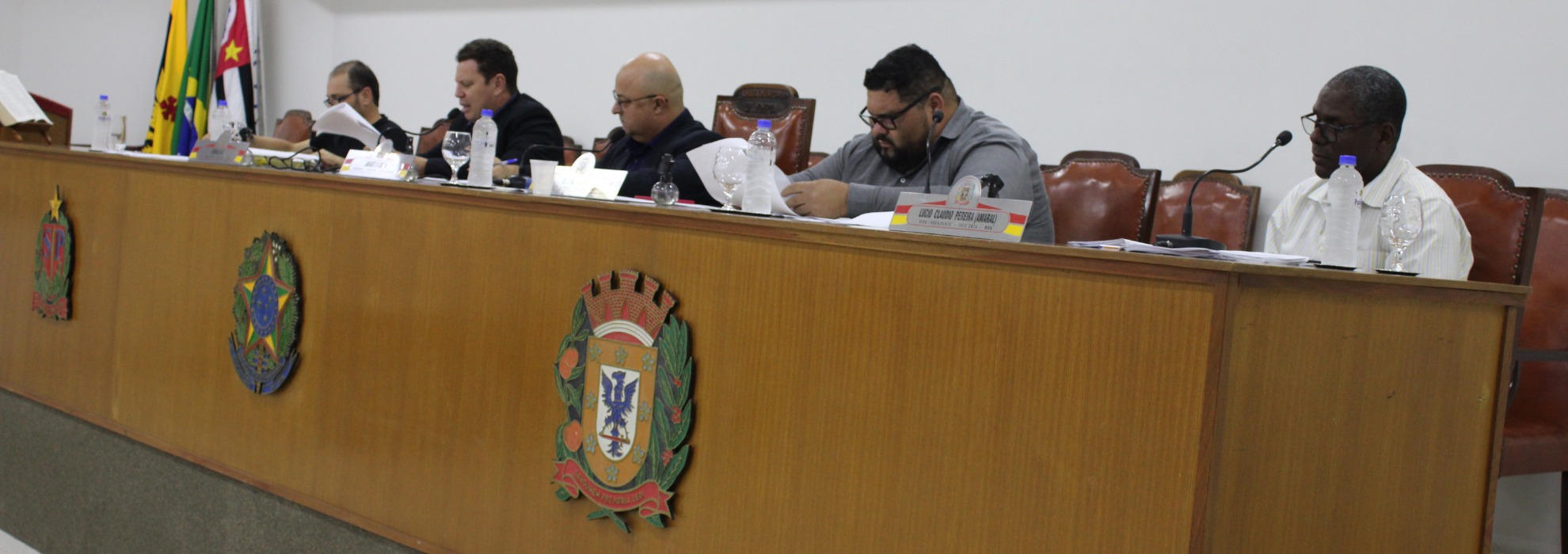 Adequação do piso salarial nacional do magistério da educação básica é aprovada em primeira discussão