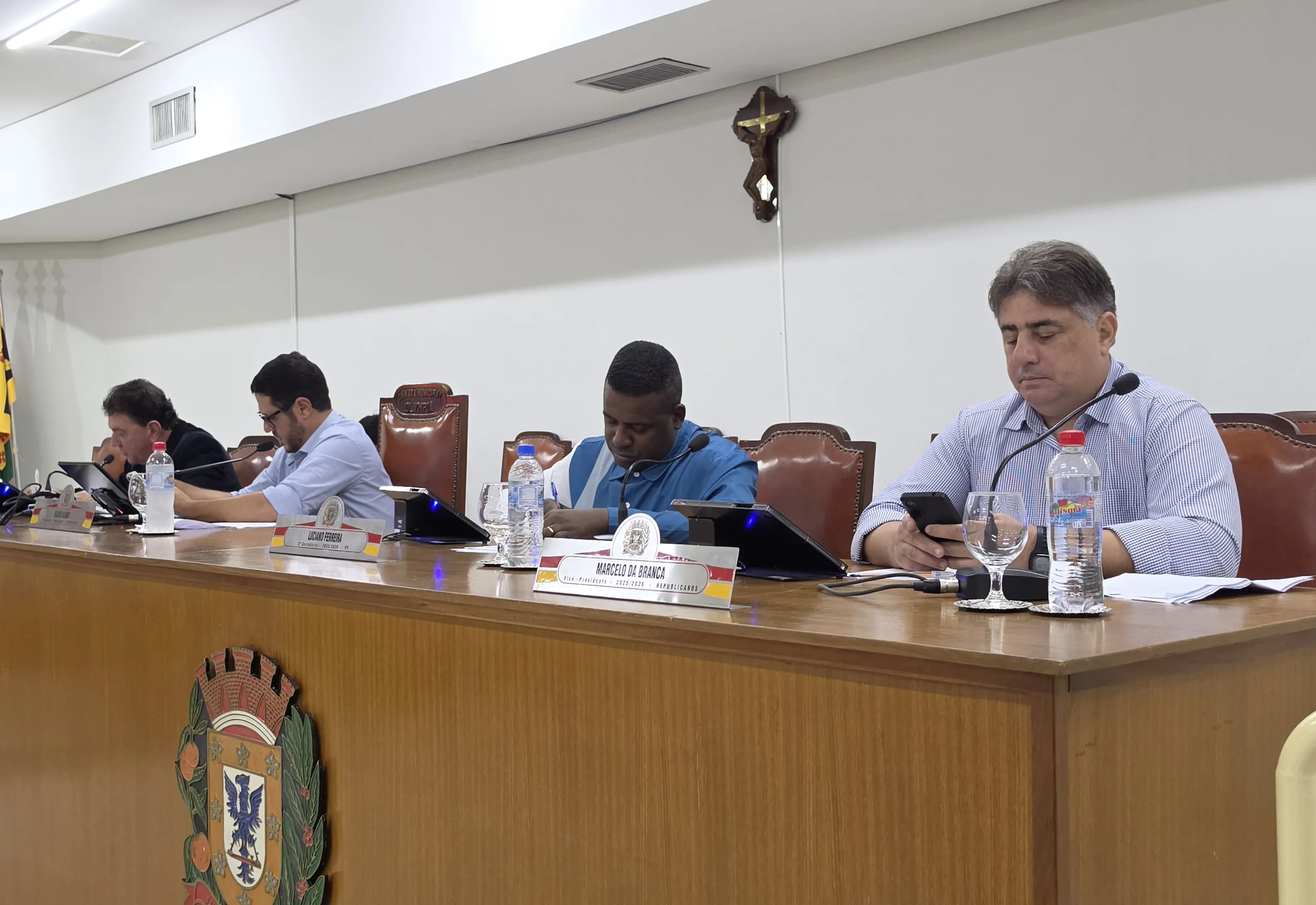 Câmara vota projetos sobre turismo, mobilidade e desapropriação nesta segunda-feira (1º)
