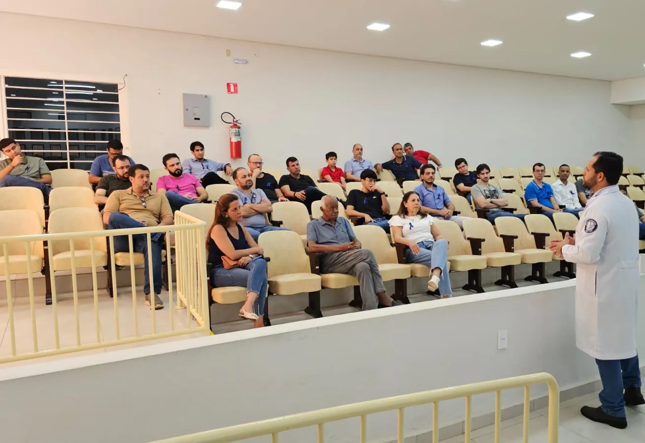 Novembro Azul: Urologista alerta na Câmara de Olímpia: diagnóstico precoce salva vidas