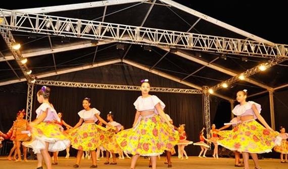 Câmara destaca as apresentações do 52º Festival do Folclore de Olímpia