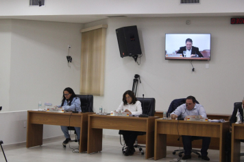 Câmara convoca sessão extraordinária para discussão de 10 matérias