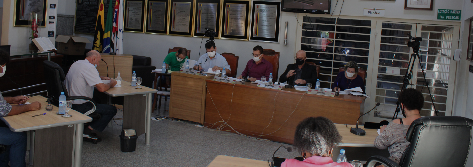 Câmara aprova 4 matérias e constitui comissão processante para análise de denúncia