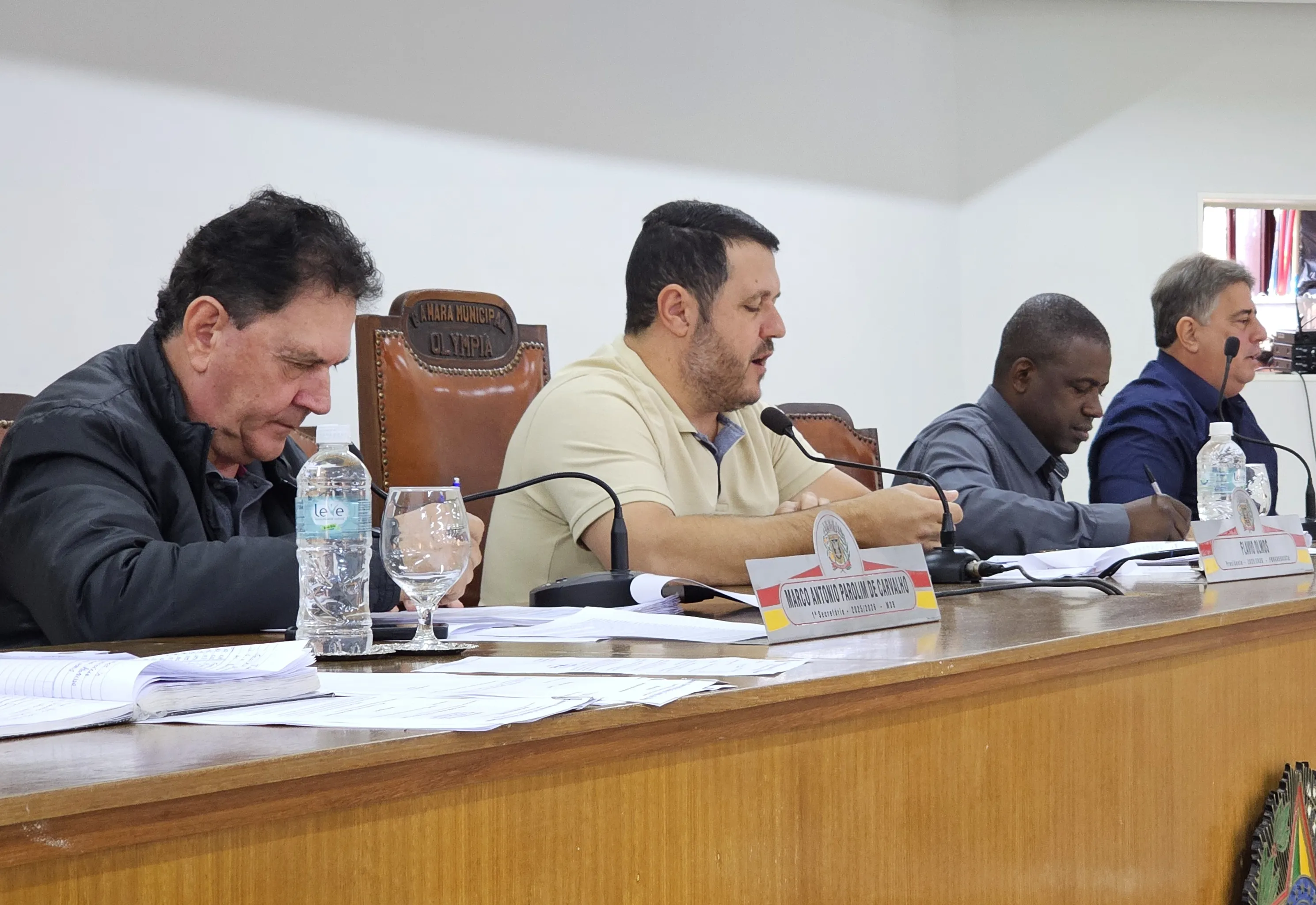 Câmara analisa aumento de cadeiras e remuneração de vereadores nesta segunda (6)