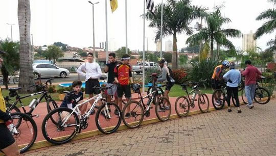 Salata abre espaço da Câmara para atividade de melhoria da qualidade de vida da população